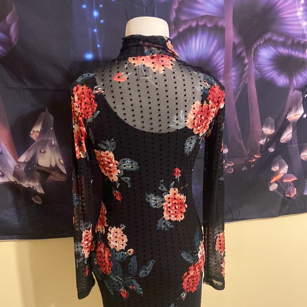 Planet gold sheer floral mid length dress size small - Picture 4 of 6
